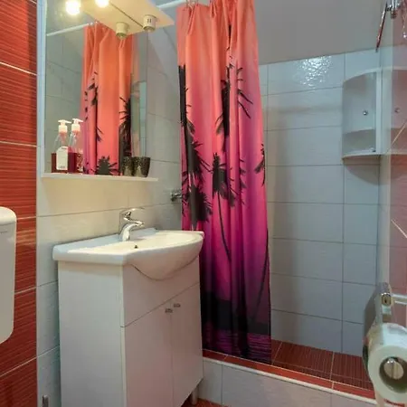 Apartment House Studio *